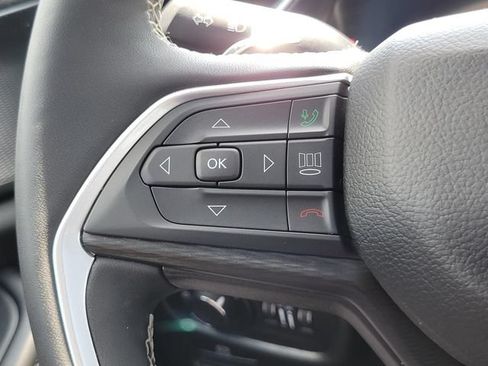 Used 2024 Jeep Grand Cherokee Altitude AWD/4WD image 16