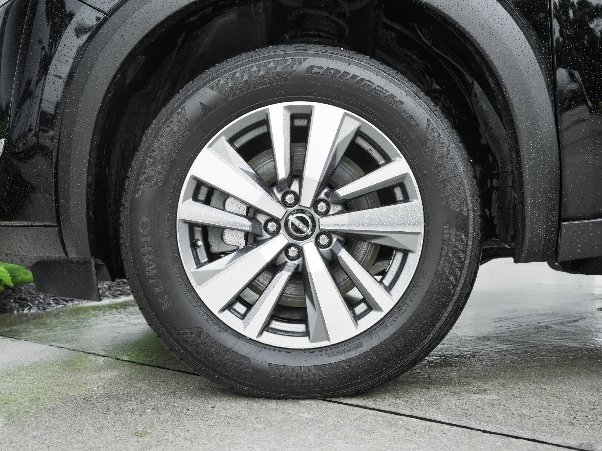Used 2025 Nissan Pathfinder SL FWD image 38