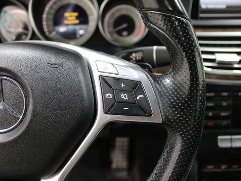 Used 2015 Mercedes-Benz E 350 4MATIC Sedan image 11