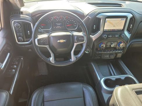 Used 2020 Chevrolet Silverado 2500 LTZ w/ LTZ Texas Edition image 15