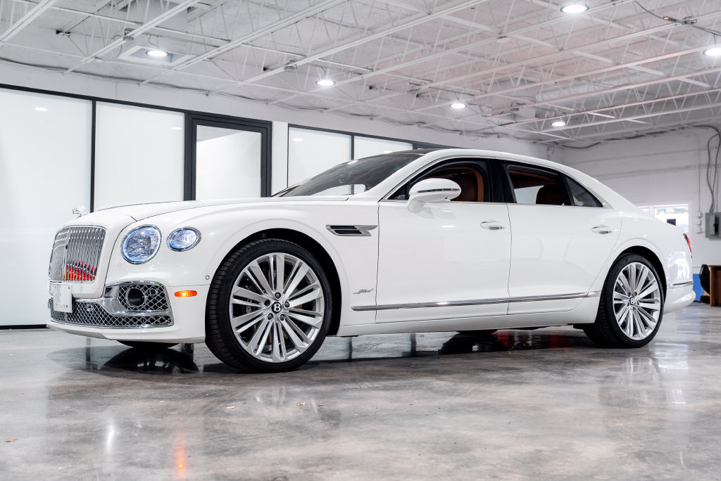 Used 2023 Bentley Flying Spur W12 AWD/4WD image 6
