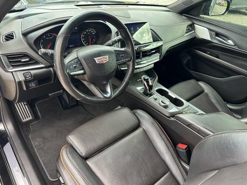 Used 2020 Cadillac CT4 V w/ Climate Package image 28