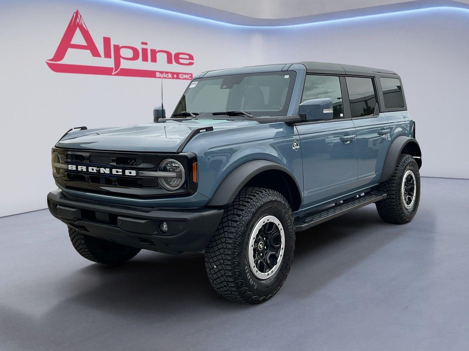 Used 2024 Ford Bronco Outer Banks w/ Sasquatch Package AWD/4WD image 1