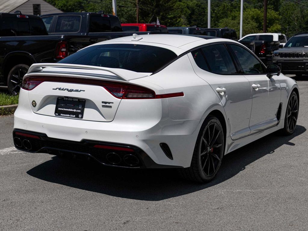 Used 2022 Kia Stinger GT2 w/ Scorpion Package AWD/4WD image 4
