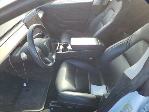 Used 2018 Tesla Model 3 Performance image 3