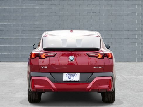 Used 2025 BMW X2 xDrive28i image 5