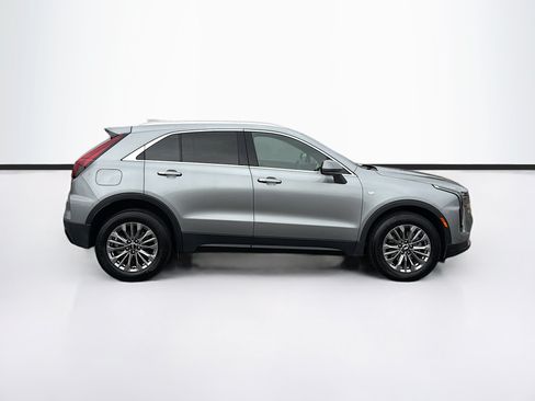 Certified 2025 Cadillac XT4 Premium Luxury FWD image 4
