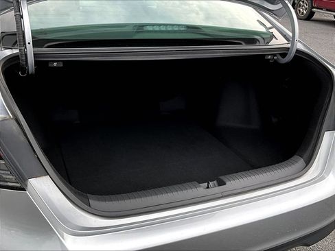Certified 2023 Honda Accord EX image 7