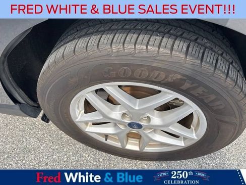 Used 2021 Ford Edge SEL AWD/4WD image 6