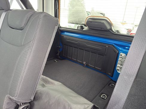 Used 2021 Jeep Wrangler Unlimited Sport image 35