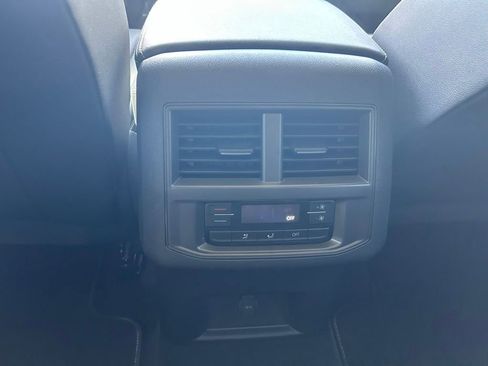 Used 2023 Volkswagen Atlas SE FWD image 41