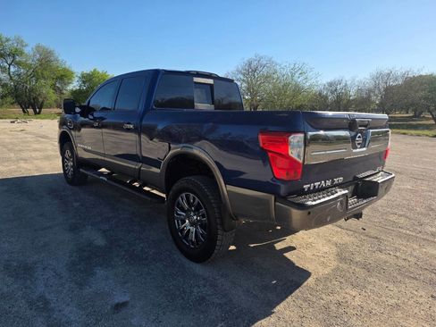 Used 2016 Nissan Titan Platinum Reserve image 4