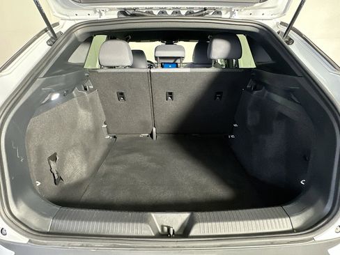 Used 2022 Volkswagen ID.4 Pro RWD image 27