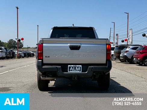 Used 2024 Toyota Tacoma SR RWD image 6