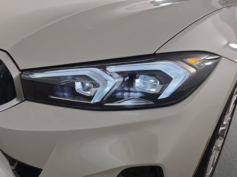 New 2026 BMW 330i xDrive Sedan w/ Premium Package AWD/4WD image 33
