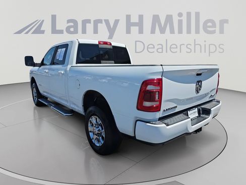 Used 2024 RAM 2500 Laramie AWD/4WD image 11