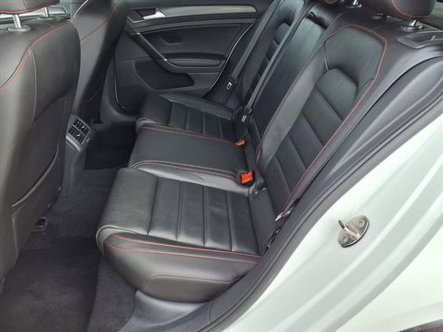 Used 2018 Volkswagen GTI Autobahn image 13