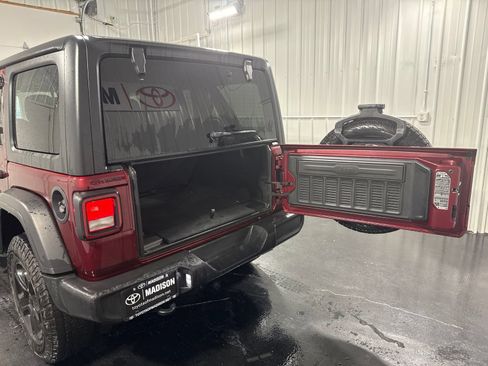 Used 2021 Jeep Wrangler Unlimited Sport AWD/4WD image 40