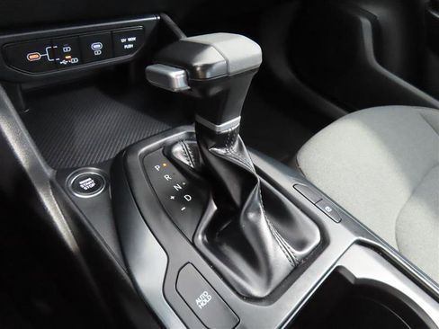 Used 2025 Kia K4 FWD image 27