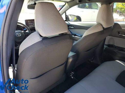 Used 2019 Toyota C-HR XLE FWD image 12