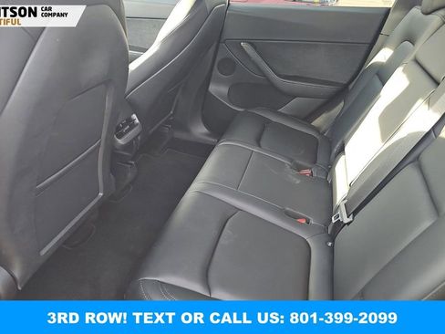 Used 2022 Tesla Model Y Long Range image 4