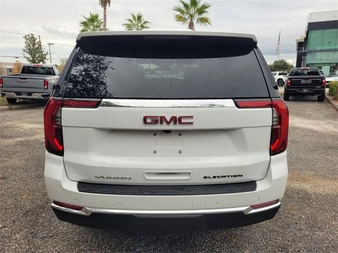 New 2026 GMC Yukon Elevation image 11