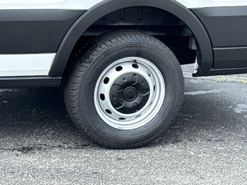 New 2025 Ford Transit 250 148 Medium Roof w/ Load Area Protection Package image 5