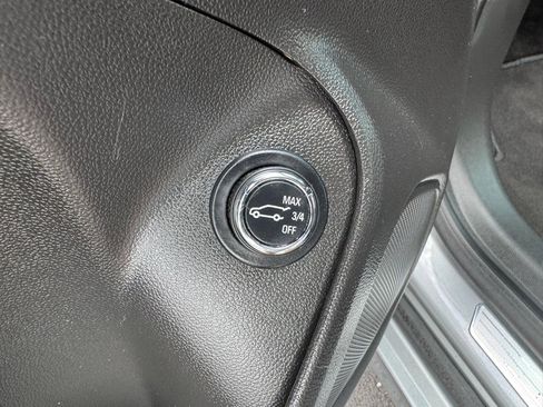 Used 2023 Buick Encore GX Select w/ Sport Touring Package FWD image 14