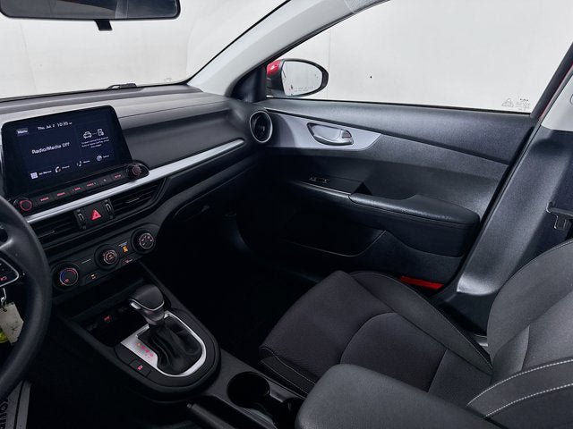 Certified 2023 Kia Forte LXS w/ LXS Technology Package FWD image 21