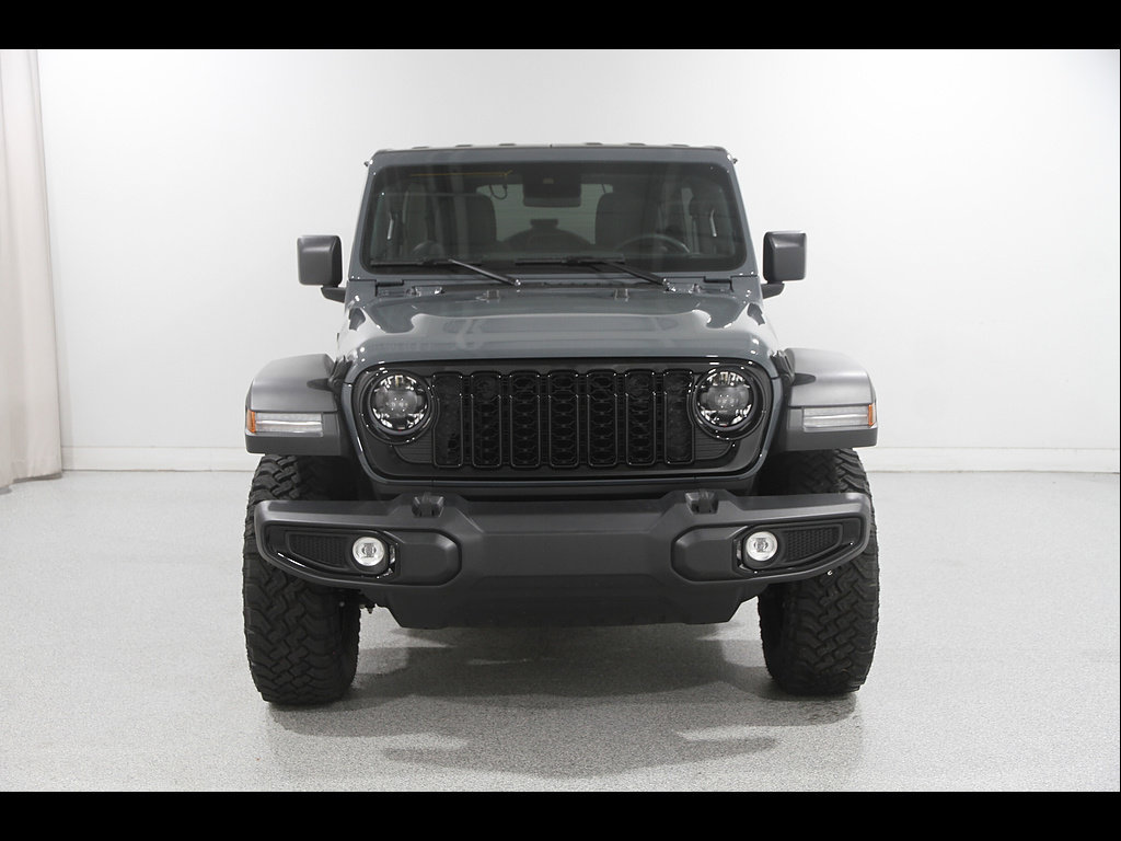 Used 2025 Jeep Wrangler Unlimited Sport AWD/4WD image 2