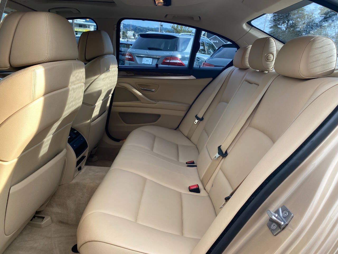 Used 2011 BMW 535i xDrive Sedan AWD/4WD image 22