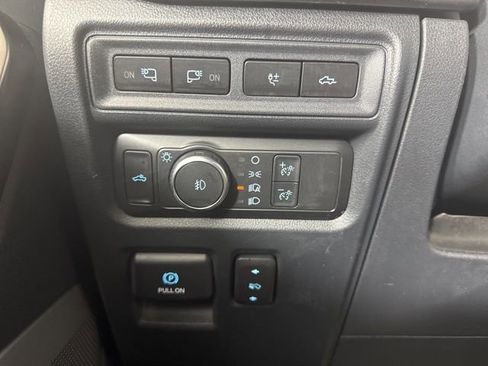 Certified 2022 Ford F150 Platinum w/ Equipment Group 701A High image 19