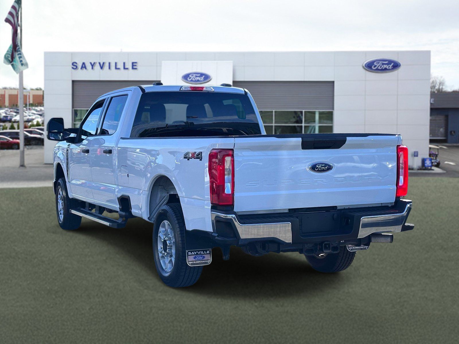 Used 2025 Ford F250 XLT AWD/4WD image 4