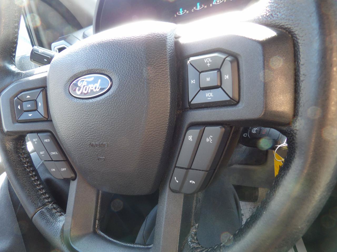 Used 2016 Ford F150 XLT w/ Equipment Group 302A Luxury AWD/4WD image 16