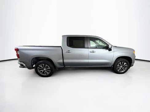 Used 2024 Chevrolet Silverado 1500 LT AWD/4WD image 10
