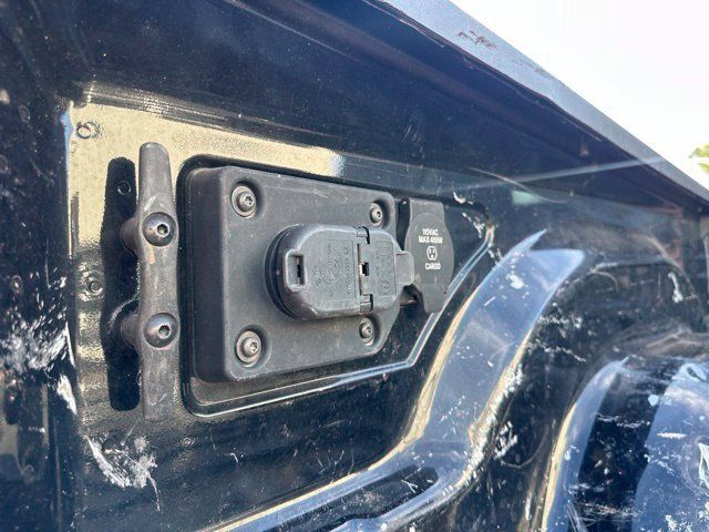 Used 2023 RAM 2500 Laramie AWD/4WD image 46