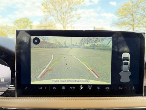 Used 2023 Lincoln Corsair Reserve w/ Jet Appearance Package FWD image 22