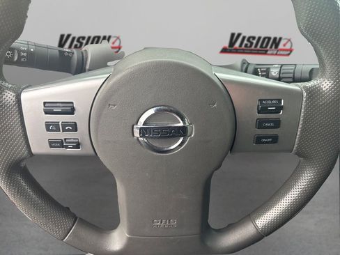 Used 2018 Nissan Frontier SV image 24