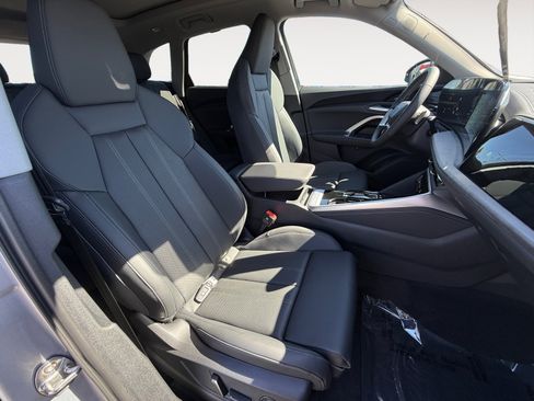 New 2025 Audi Q5 Premium Plus image 19