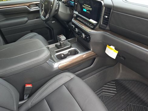 New 2026 Chevrolet Silverado 1500 RST image 13