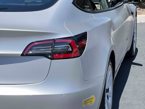 Used 2021 Tesla Model 3 Long Range AWD/4WD image 52