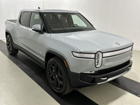 Used 2023 Rivian R1T Adventure AWD/4WD image 7