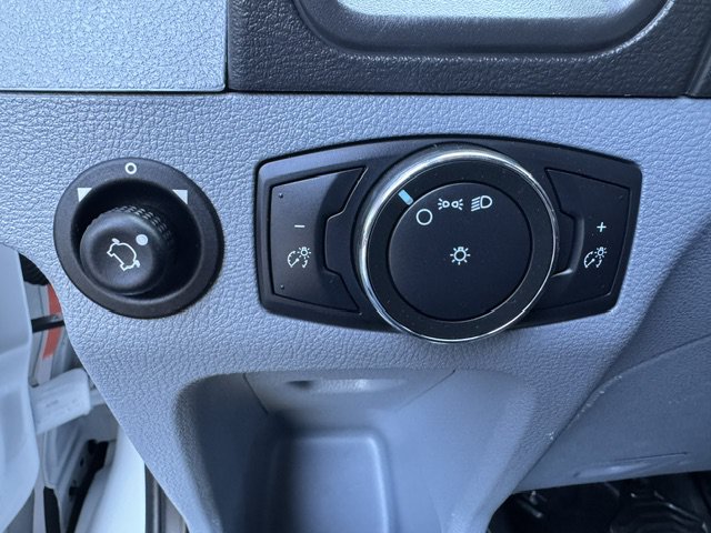 Used 2019 Ford Transit 350 156 DRW RWD image 15