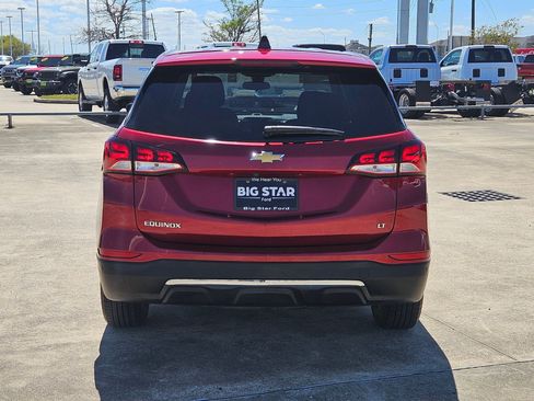Used 2024 Chevrolet Equinox LT w/ LPO, Floor Liner Package image 5