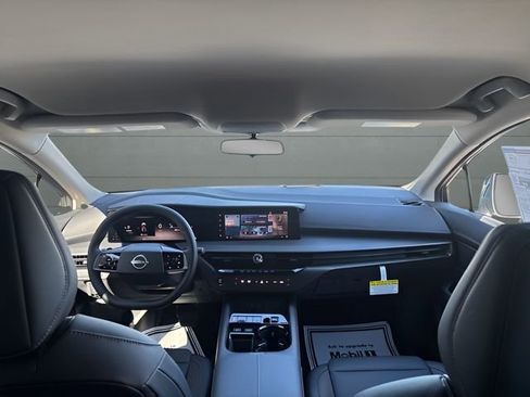 New 2025 Nissan Murano SV image 16