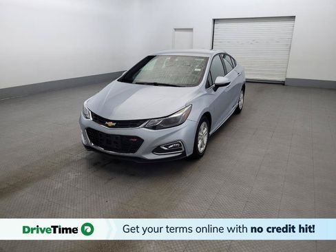Used 2017 Chevrolet Cruze LT w/ Convenience Package FWD image 1