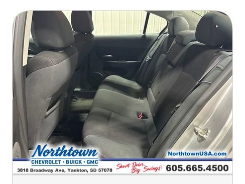 Used 2011 Chevrolet Cruze LT FWD image 23