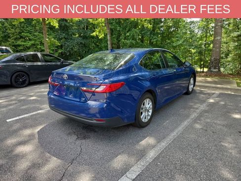 Used 2025 Toyota Camry LE FWD image 7