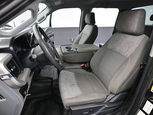 Used 2023 Ford F350 XLT AWD/4WD image 23
