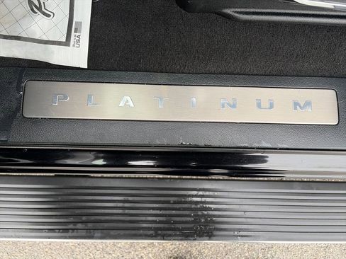 Used 2025 Ford F350 Platinum image 30